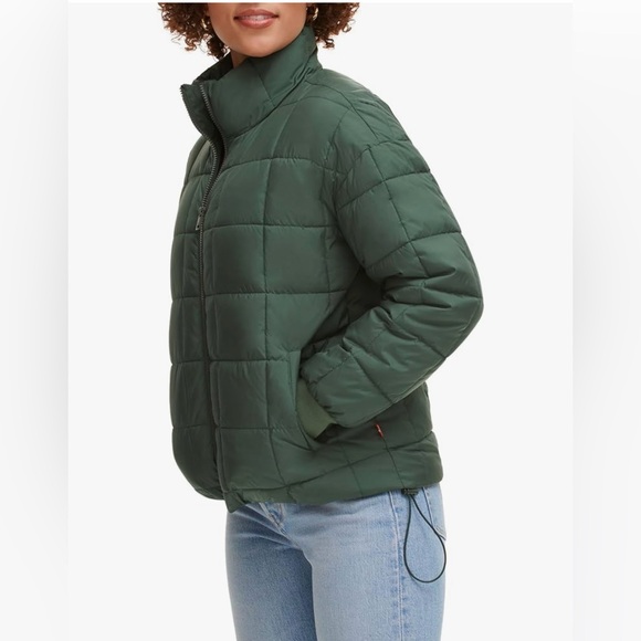 Levi’s Women’s Box Quilted Puffer Jacket Green Size M NWT - Picture 4 of 17